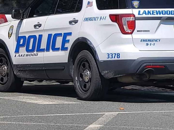 Motorcyclist killed after running red light in Lakewood crash