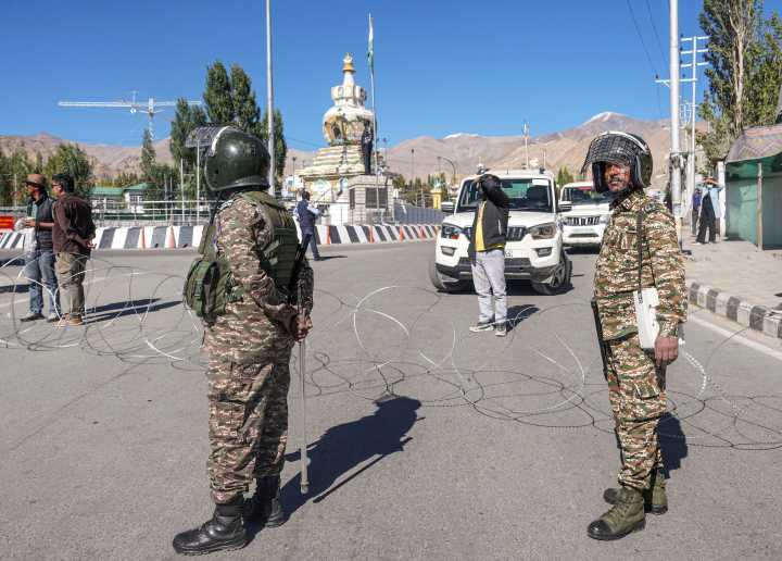 Leh Curfew Eased for 4 Hours, Internet Ban Continues