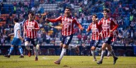 Chivas derrota a Puebla y logra dos victorias consecutivas por primera vez en 11 meses