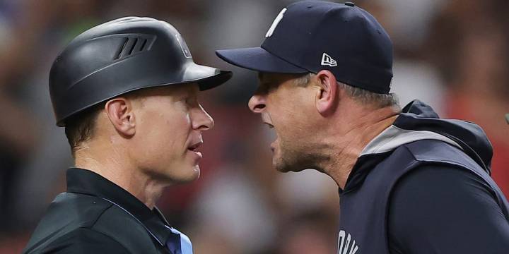 Aaron Boone, Devin Williams ejected in Yankees' loss to Astros
