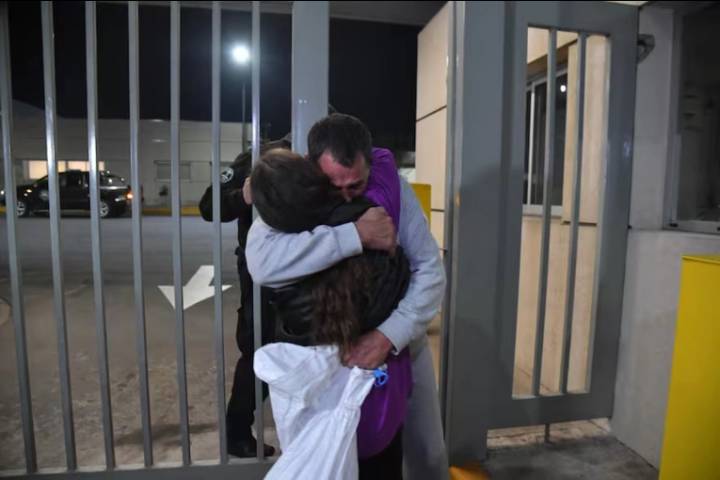 Deportados por Trump: un nuevo vuelo llegó a Ezeiza con 15 argentinos expulsados