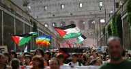 Manifestantes propalestinos dejan 60 policías heridos en una jornada de huelga nacional en Italia
