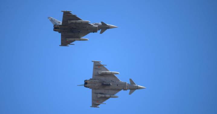 La OTAN intercepta cinco cazas rusos que volaban cerca del espacio aéreo de Lituania