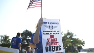 Can labor organizers transform a moment into a movement?