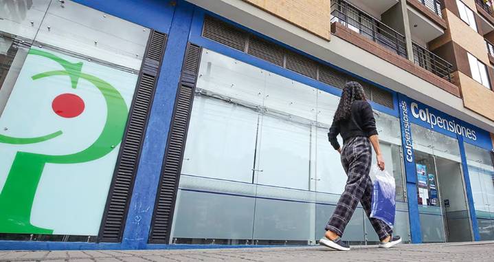 Colpensiones ordena el traslado obligatorio de 45.000 trabajadores de alto riesgo desde fondos privados