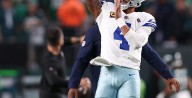 Dallas Cowboys at Philadelphia Eagles first quarter recap: Emotions fly as Cowboys and Eagles tied after one