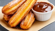 Ni aceite ni frituras: la receta de churros livianos y saludables, ideales para un antojo dulce