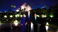 Los Reyes cenan viendo el atardecer en las pirámides de Giza