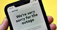 Optus boss answers calls to quit as outage fiasco grows