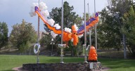 Dinosaurs take over downtown for Septemberfest
