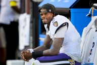 Mahomes shines for Chiefs, Jackson adds to Ravens’ injury woes as Kansas City rolls to 37