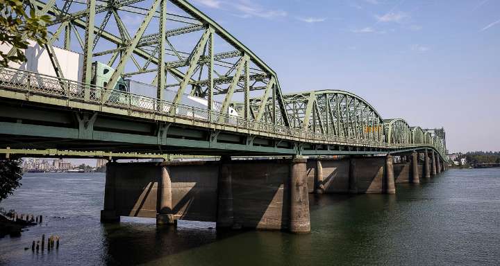 Opinion: I-5 Bridge replacement falling further behind