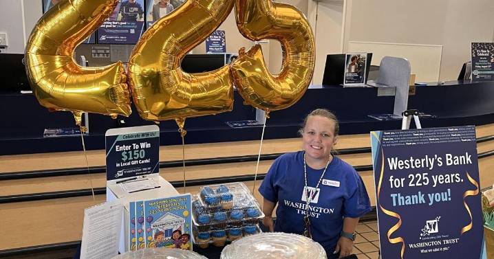 Washington Trust's 'Customer Appreciation Day' helps celebrate 225th birthday