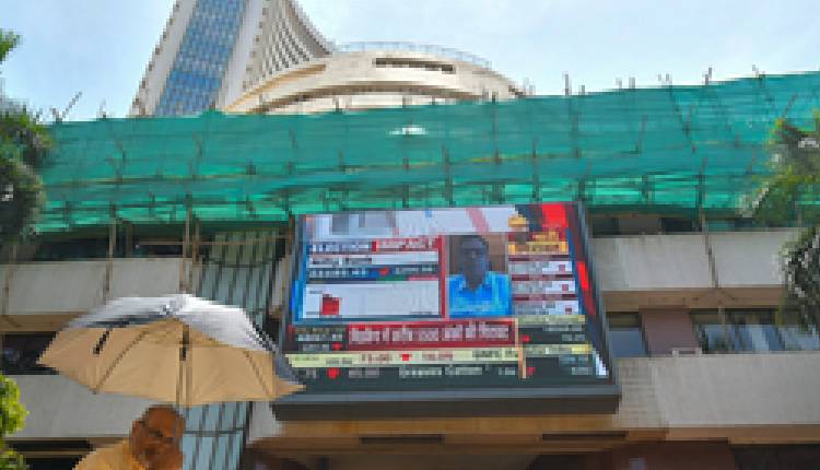 Stock Market Soars Amid India-US Trade Talks And Fed Rate Cut Hopes; Sensex Up 595 Points