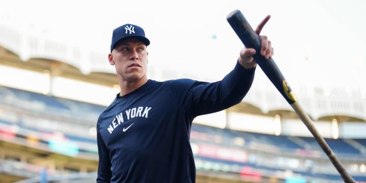 Aaron Judge chances of moving up Yankees' home run list