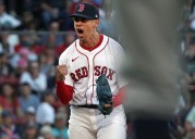 Red Sox beat Tigers 4-3, clinching AL Central title for Guardians