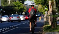 Estación Central debe pagar $4,6 millones a ciclista que se cayó en ciclovía mal cuidada