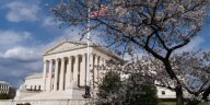Trump pide a Corte Suprema acelerar fallo sobre aranceles