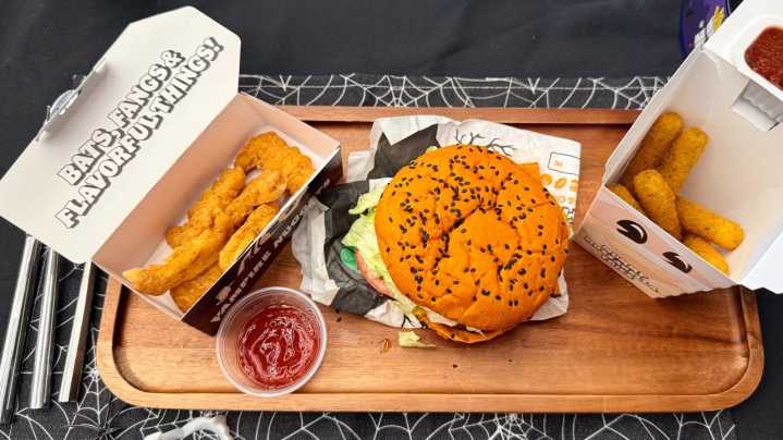 Review: Burger King's 2025 Halloween Menu Adds A Ghoulish Twist To Familiar Favorites