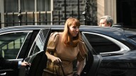 Dimite la número dos del gobierno laborista británico tras polémica fiscal