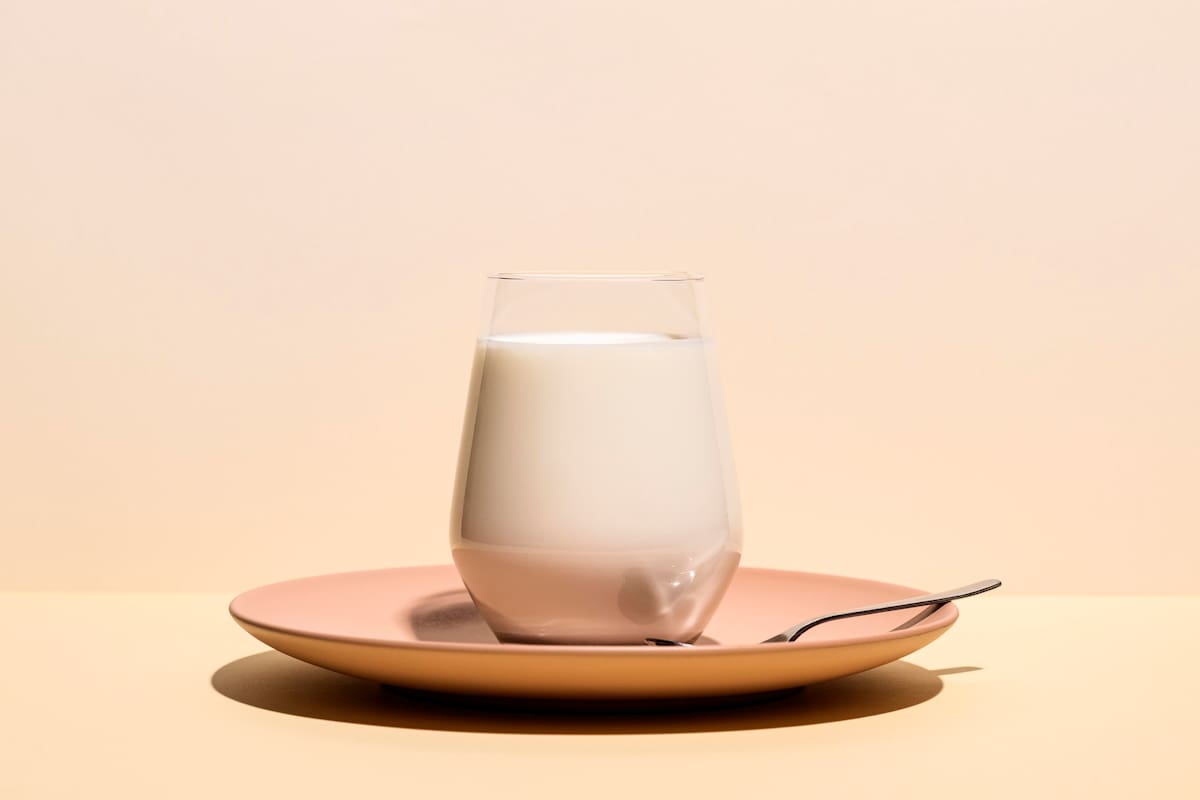 Según un artículo. El mejor momento para consumir yogur y potenciar sus beneficios en digestión, huesos y control del peso