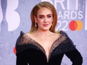 ¡Adele podría subir al escenario del Super Bowl 2026!