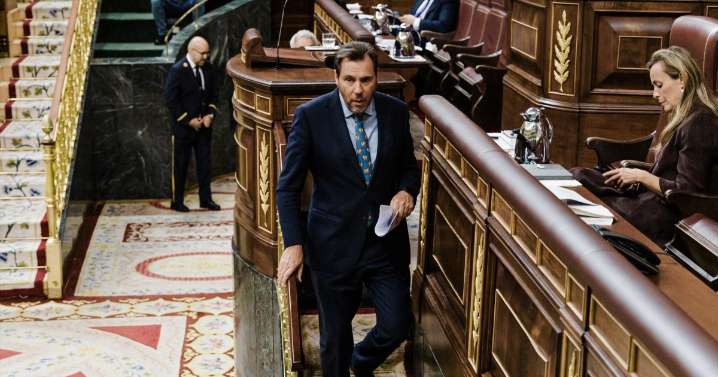 Renfe estudia pedir una compensación económica a Castilla y León y Galicia por los fuegos