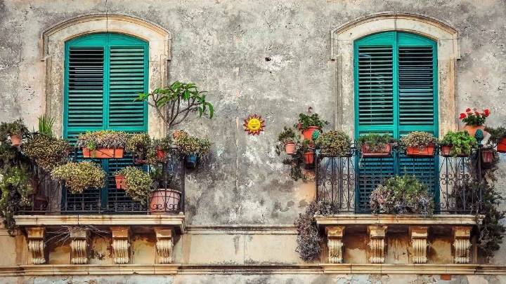 Plantas aromáticas para sembrar en septiembre y octubre: ideales para tu balcón