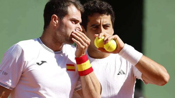 El dobles de Jaume Munar y Pedro Martínez da vida a España en la Copa Davis