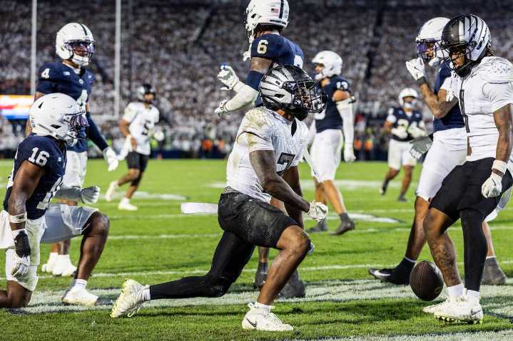 The Oregon perspective on beating Penn State: Dan Lanning on his QB, taming a White Out crowd, more