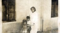 Arundhati Roy recounts her mother's love 