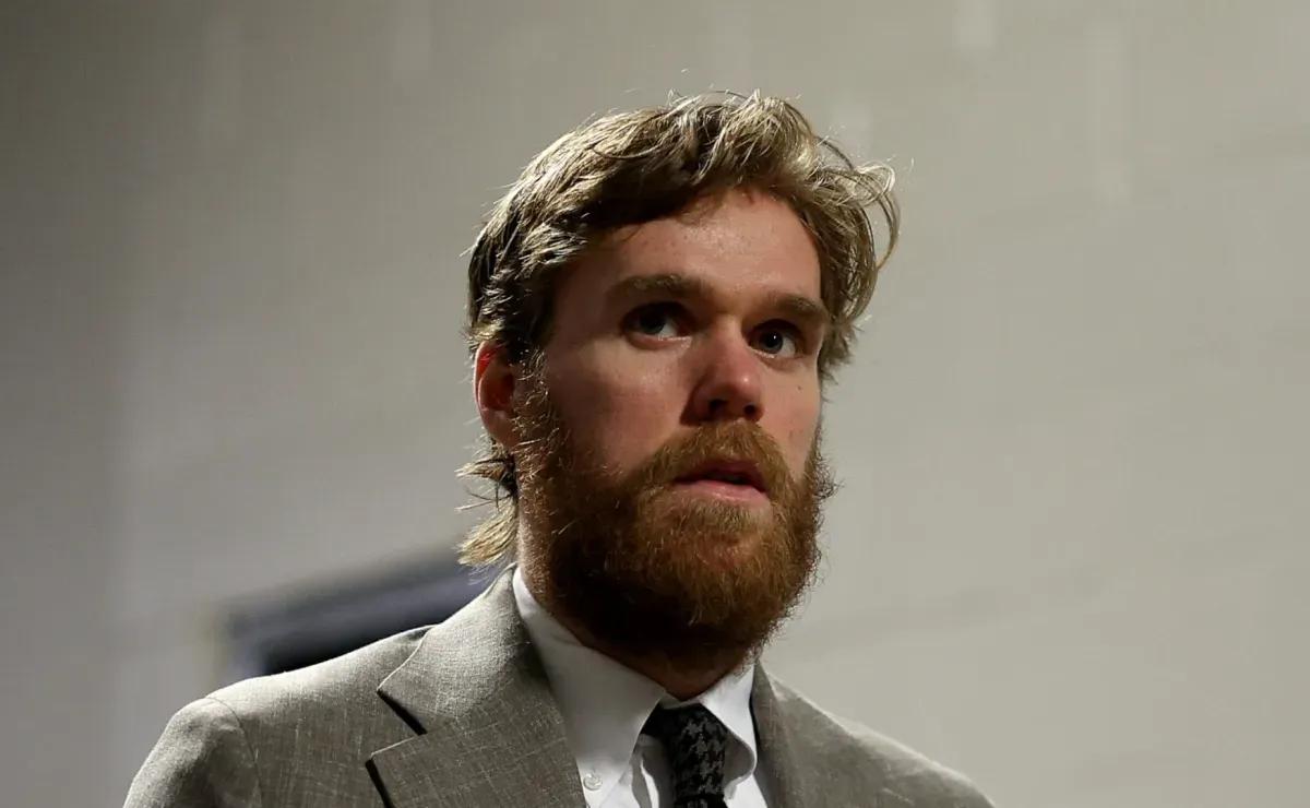 NHL News: Amid Connor McDavid drama, Kris Knoblauch reminds Oilers’ front office of his own situation