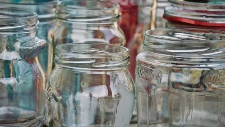 Dales vida a esos frascos de mermelada que tenés guardados, con esta idea tan hermosa como útil