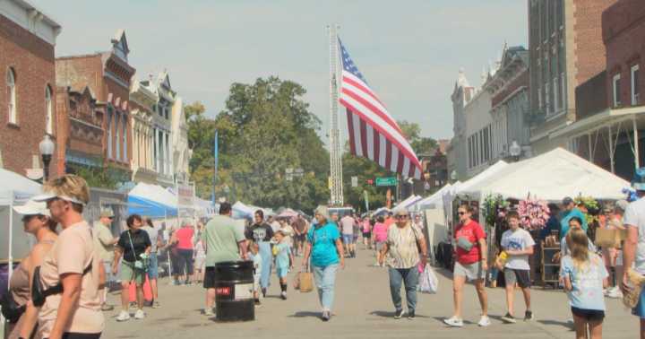 Kunstfest 2025: Over 200 vendors bring art to New Harmony