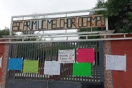 Cierran madres de familia escuela Melchor Ocampo en Saltillo; exigen destitución de la directora