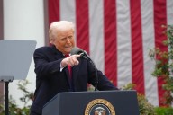 Trump conmemora a víctimas del 11S en el Pentágono