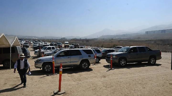 Urgen cancelar decreto de autos “chocolate” tras abusos y efectos negativos