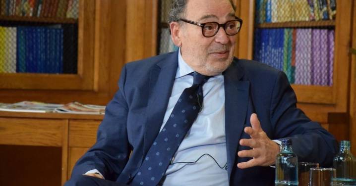 Los pequeños accionistas del Sabadell recomiendan esperar a la opinión del consejo antes de acogerse a la opa