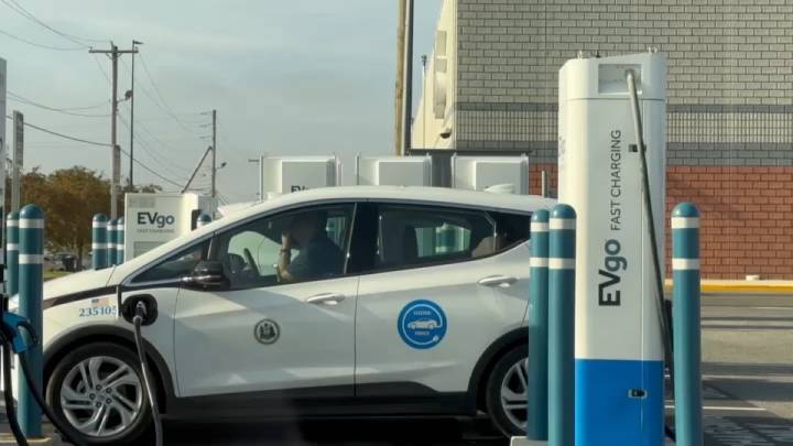 Florida among states to be impacted by expiration of EV tax credit: Report