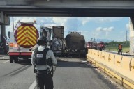 De nueva cuenta, pipa se incendia, ahora en Apodaca, Nuevo León