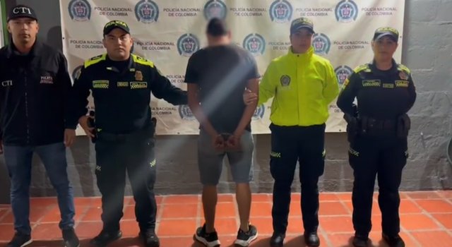 [VIDEO] Capturan en Guaduas, Cundinamarca, a sujeto que asesinó a un hombre mientras esperaba transporte