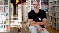 Diego Maseda, bibliotecario: «Estou canso de ver historias de amor heterosexual, quero outras realidades»