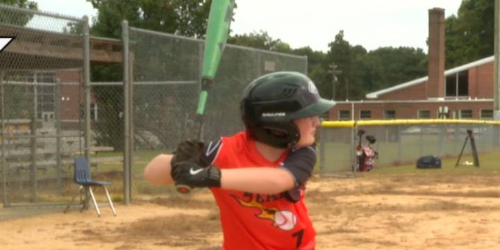 Pepsi Spotlight: Grayson Currington & the Moss Hill Batting Cage