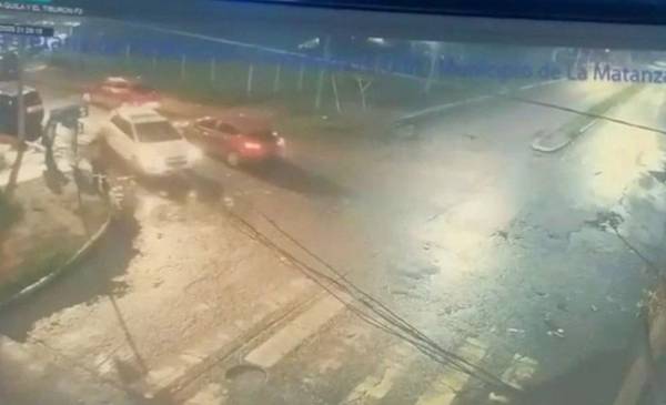 Video: así fue el momento en el que las chicas desaparecidas se subieron a la camioneta blanca
