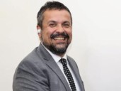 Un referente libertario de Misiones fue detenido por violencia de género