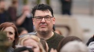 A comedy writer’s arrest supercharges a transatlantic debate about free speech in Britain