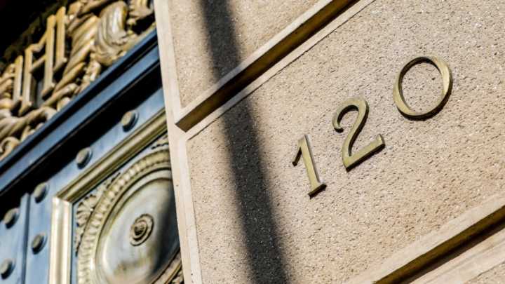 Comisión sugiere ahorrar US$ 4.500 millones con 34 medidas, incluido revisar gratuidad e Injuv