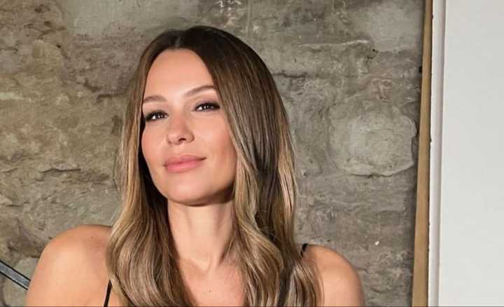 Robaron en la casa de Pampita mientras está de viaje en España