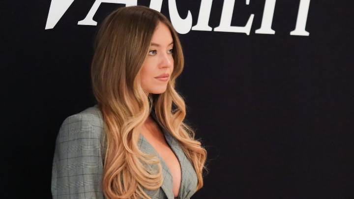 Sydney Sweeney Goes From Her Princess Tower to the Office in Two Polar Opposite Looks