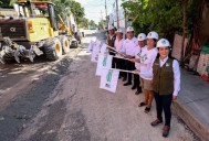 Da Blanca Merari banderazo al programa de reconstrucción de calle en Puerto Morelos